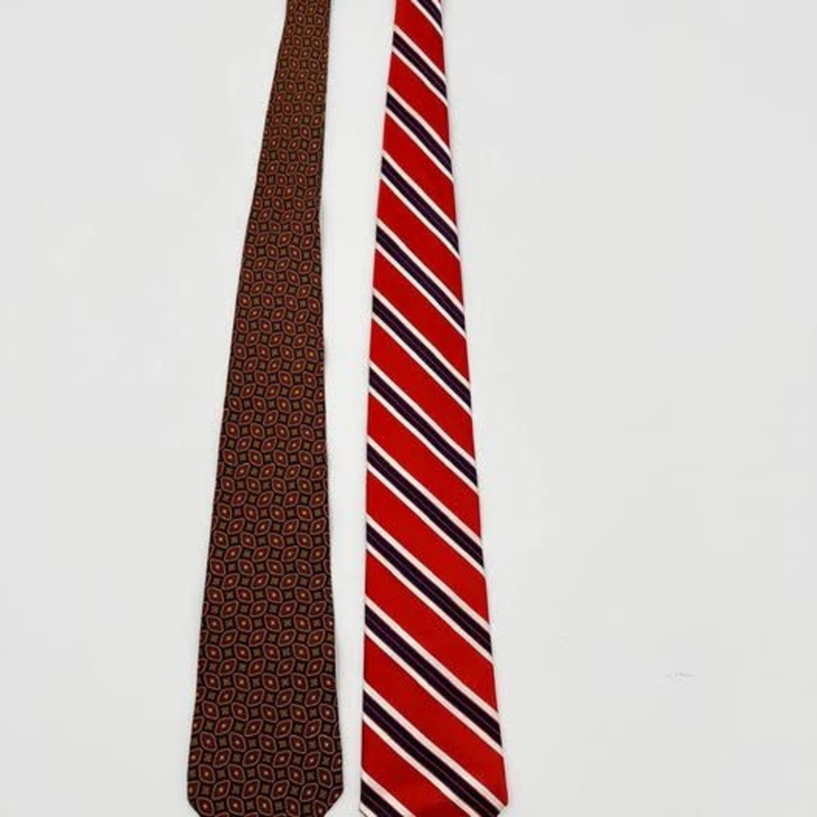 Tommy Hilfiger men’s 2 ties 100 💯 silk