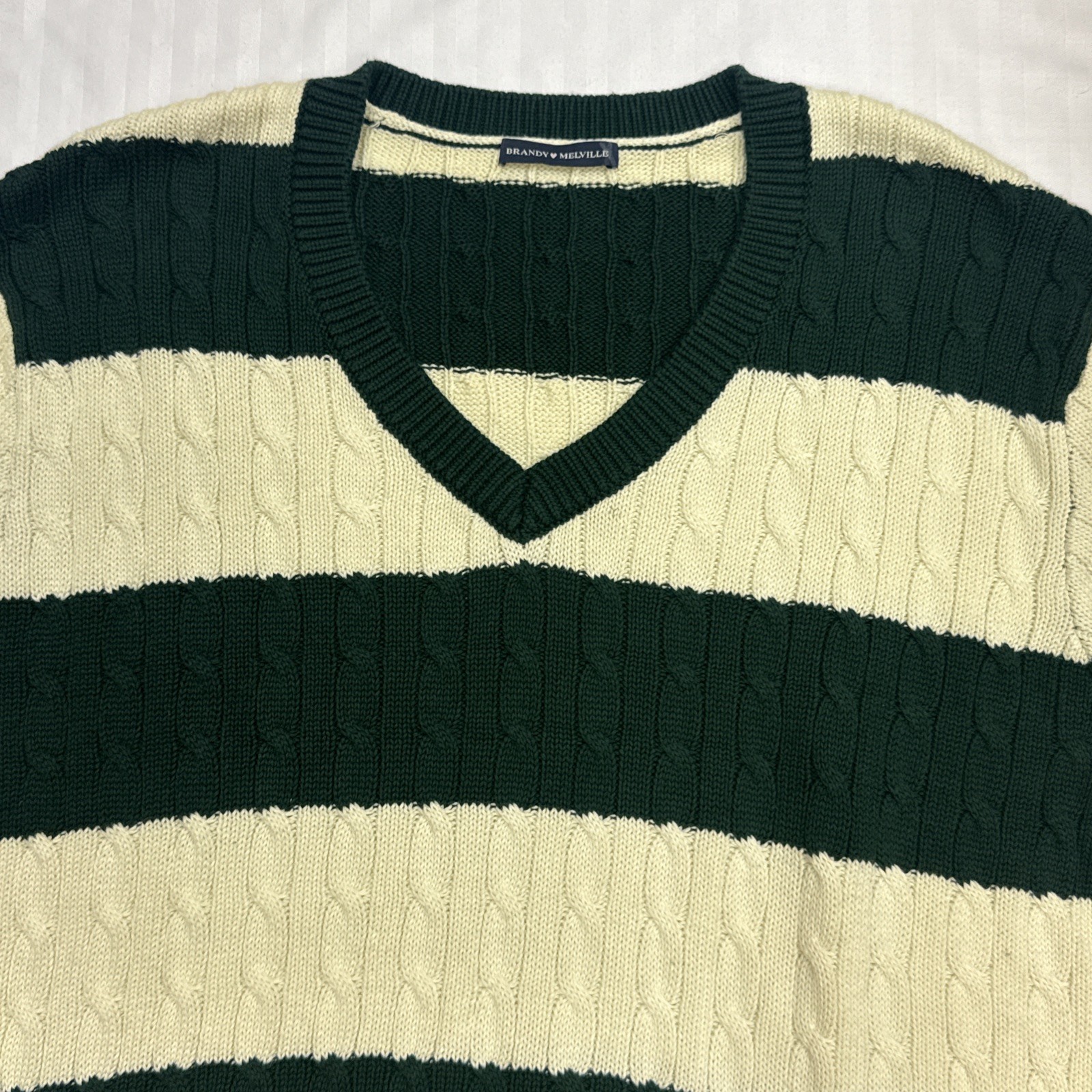 Brandy Melville Varsity Sweater One Size Cable Knit V-Neck Preppy College Stripe