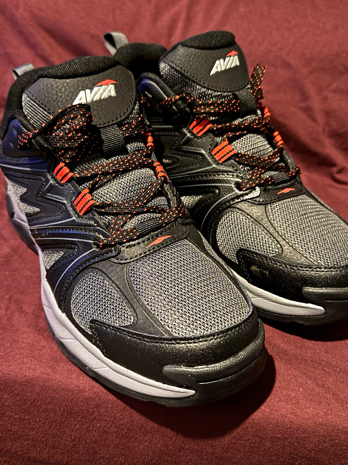 Avia Men’s Mid Top Athletic Sneakers Lace Up Black/Gray/Orange Leather MNAV43