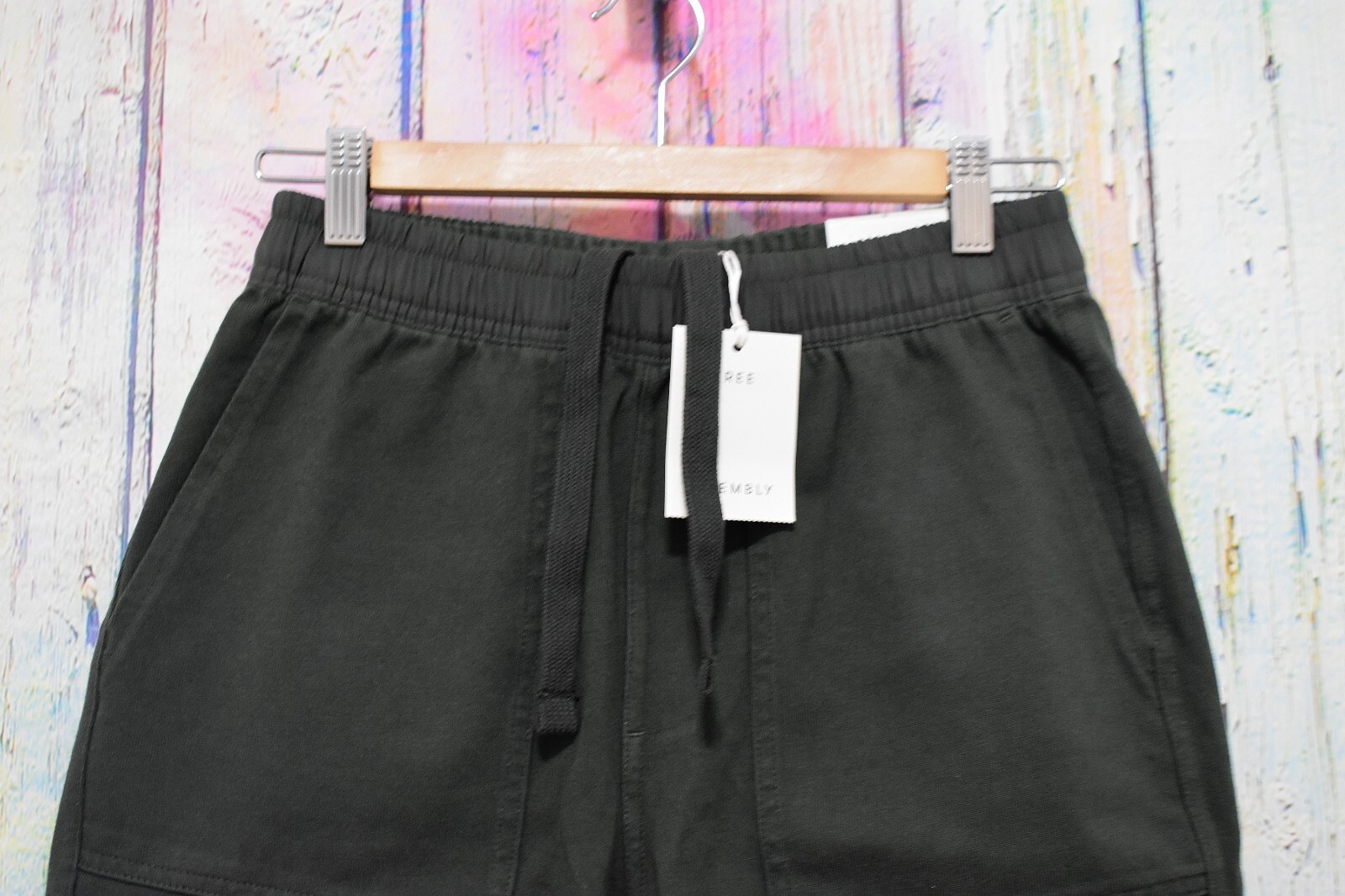 Men’s Free Assembly Patch Pocket Jam Shorts Multisize Dark Aloe 8″ Inseam NWT