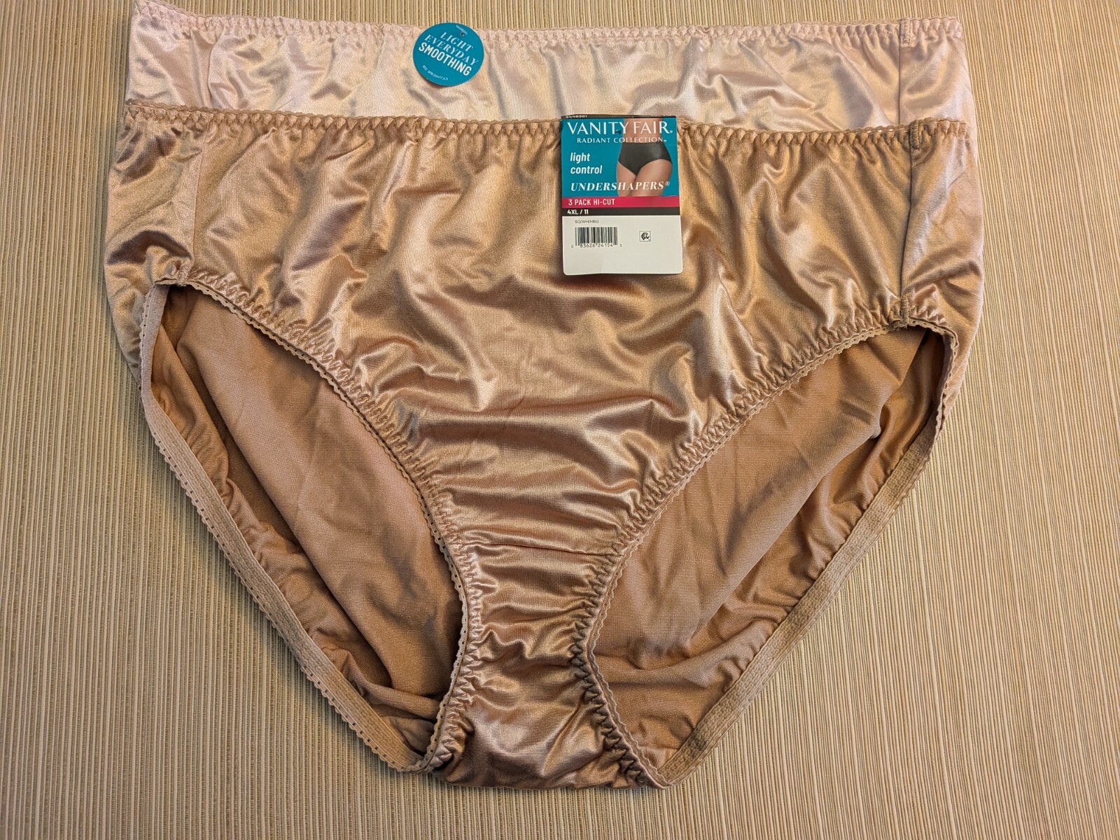 2 NWT Vanity Fair Radiant 48301 Light Control Briefs Soft Pink & Beige 4XL / 11