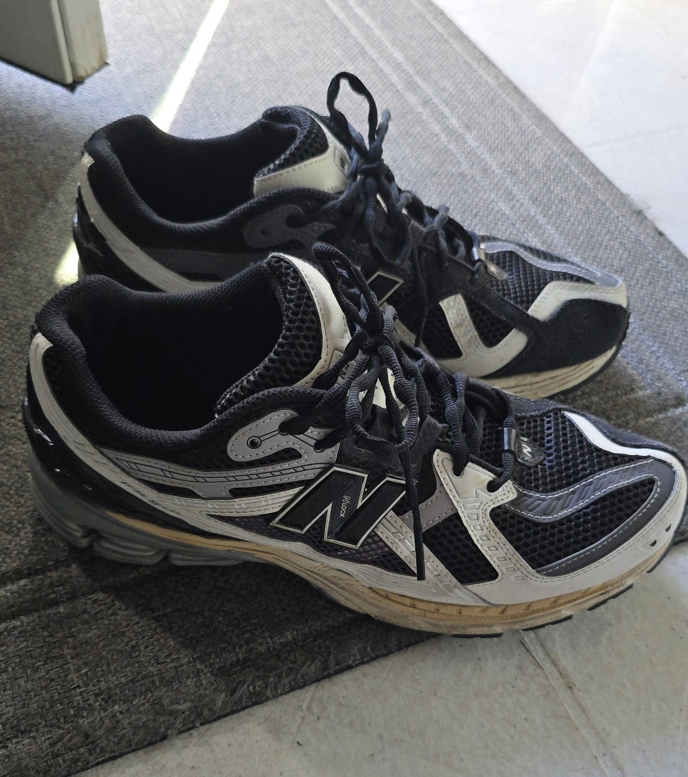 New Balance 1906U, 2025 Men’s Running Shoes Size 11.5, Black, White, Grey, Sand.