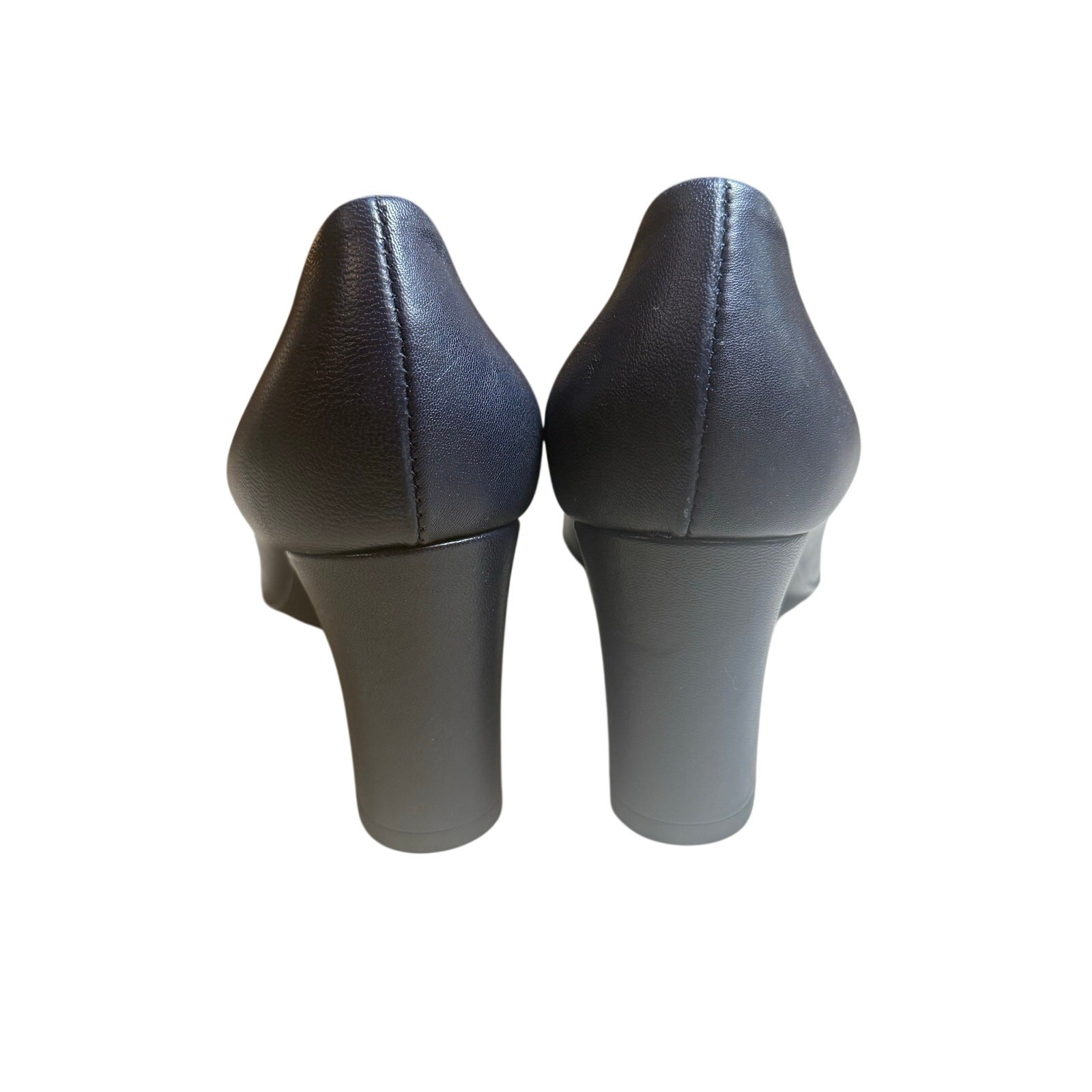AGL Irina Cap Toe Pumps Navy 37 (6.5-7)