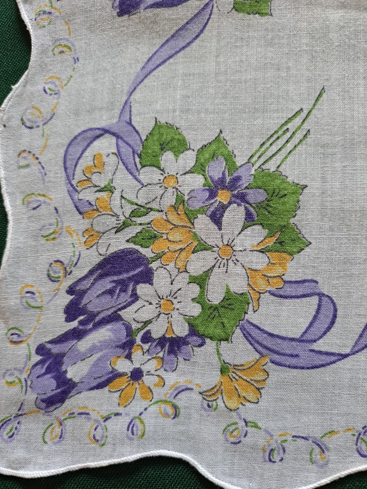 Vintage Floral Print and Tatted Hankies Lot of 4