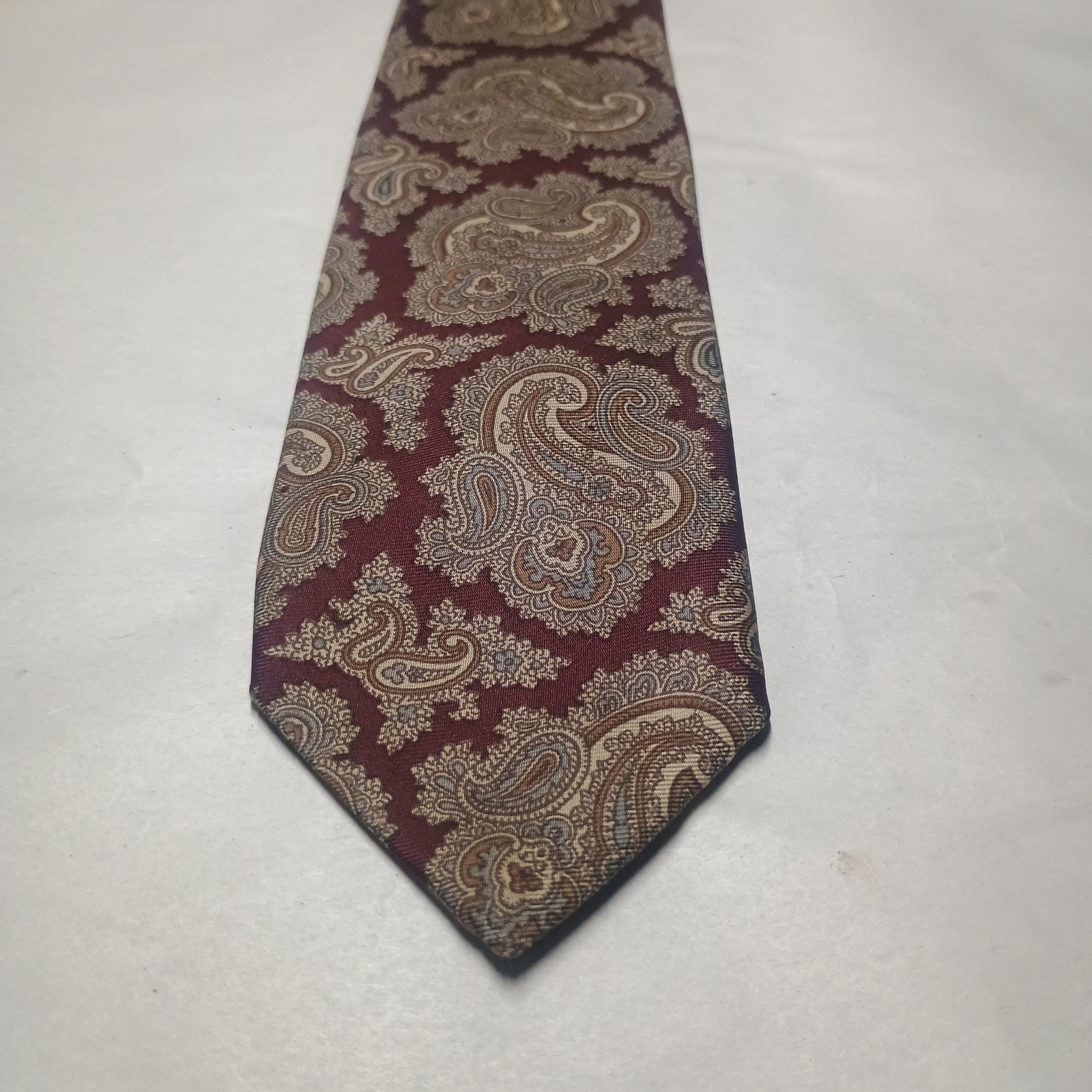Jack Henry Kansas City Tie Mens Red Paisley Woven Silk Classic Necktie England