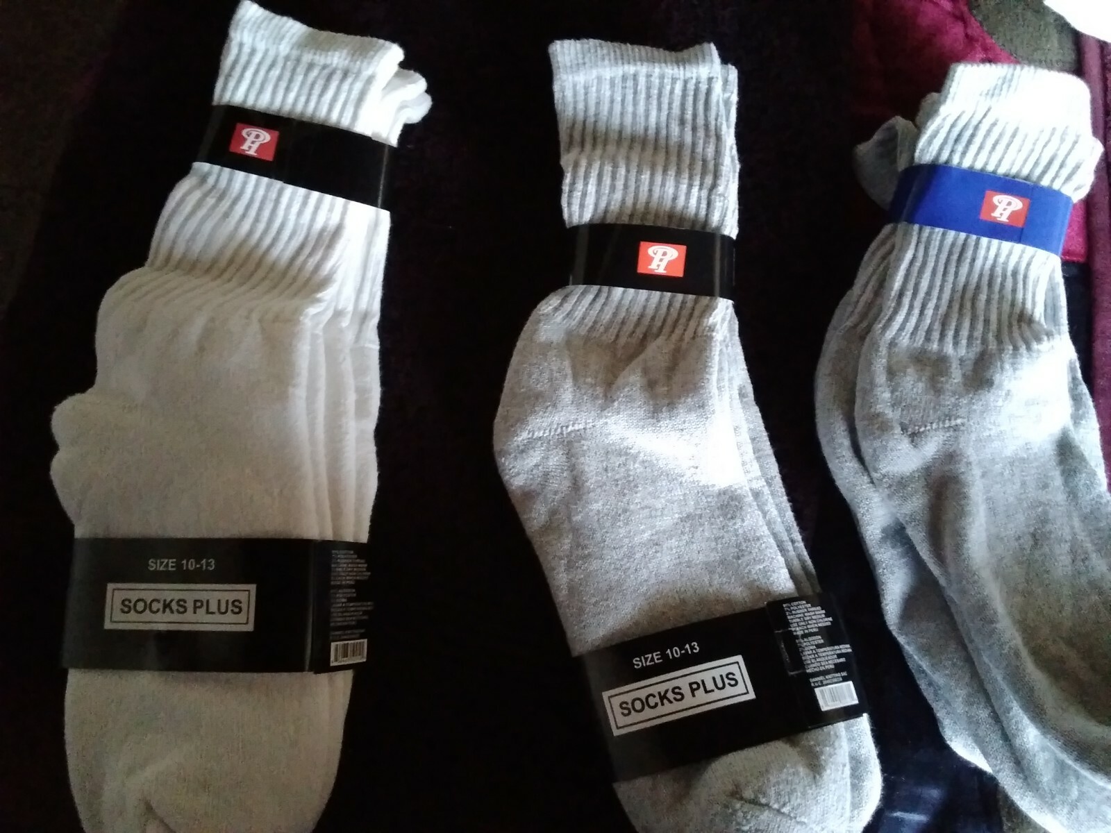 7 New Pairs Of mens Crew Socks Size 10 To 13 grey And White