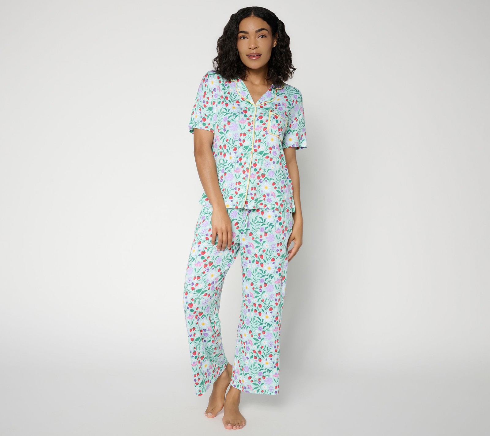 Muk Luks Contrast Trim Notch Collar and Cropped Pant Pajama Set StrawberryPatch