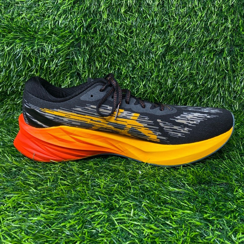 Asics Novablast 3 Men’s 12 Black Orange Running Athletic Sneakers Shoes 1945