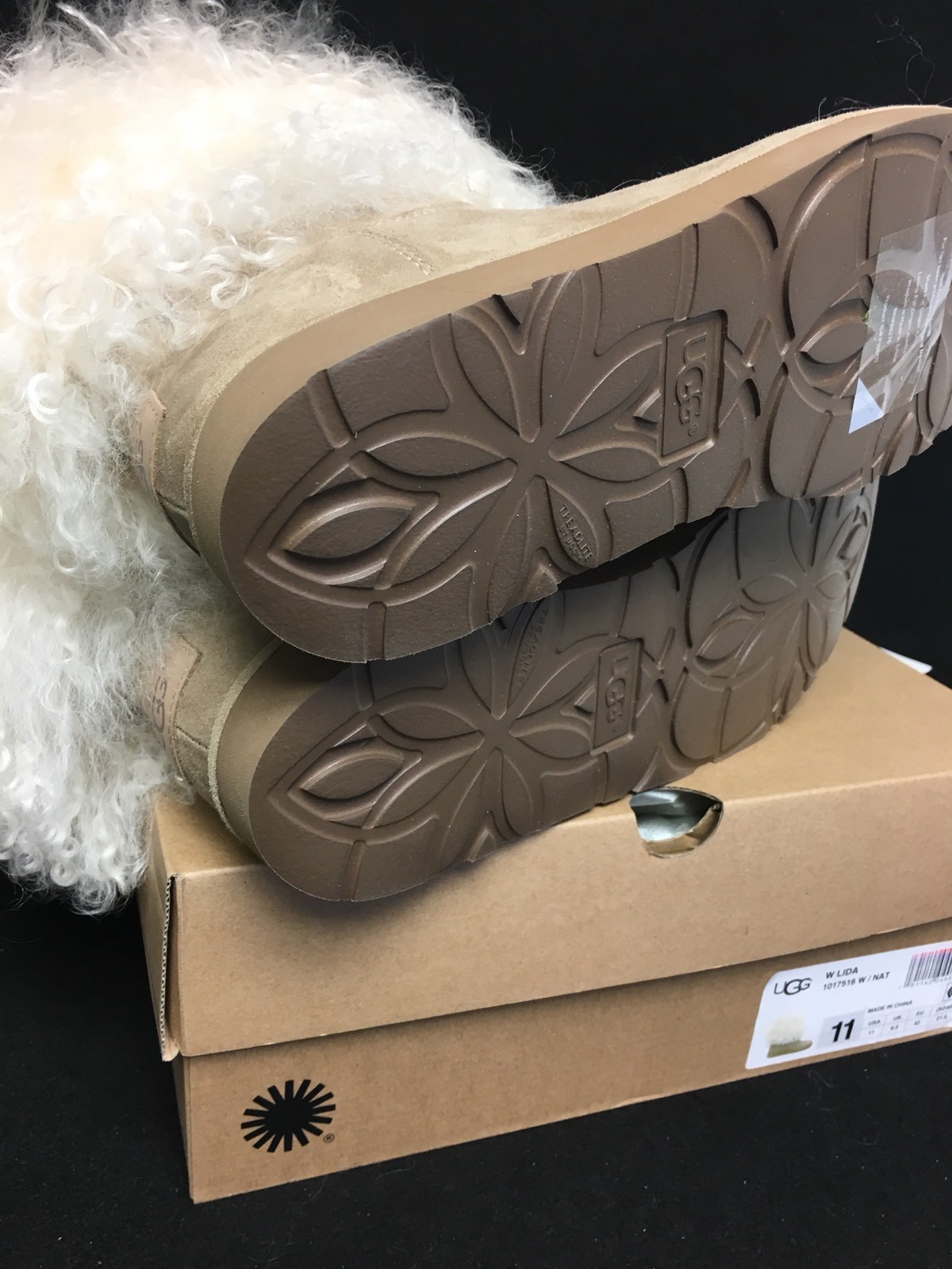 UGG Australia Lida RARE Natural LONG MONGOLIAN SHEEPSKIN CUFF BOOTS 2017 1017516