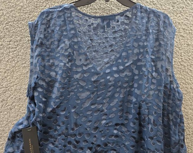 Donna Karan New York Silk-Blend Cap-Sleeve Burnout Blouse Womens L Tide Pullover