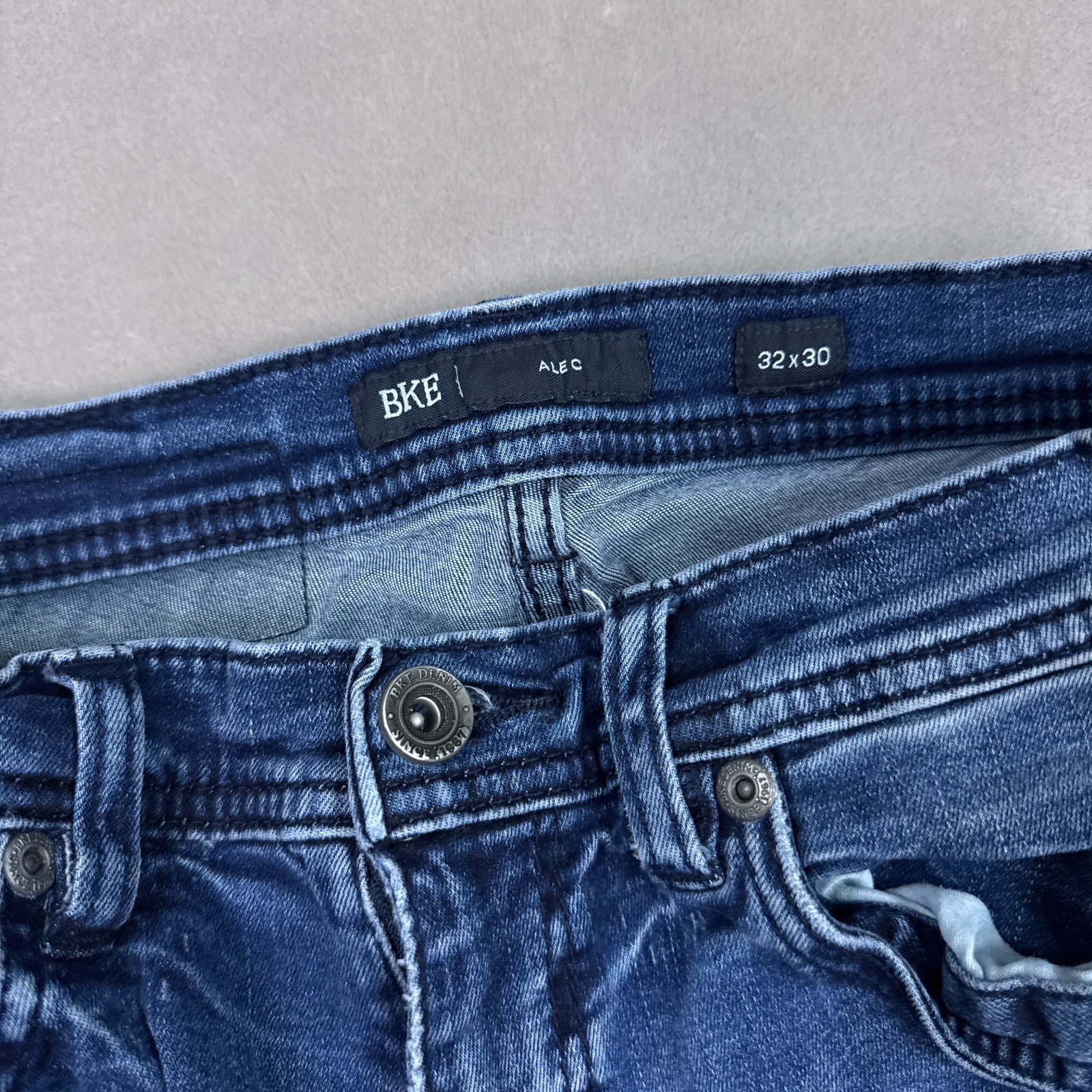 Buckle BKE Jeans Men 30×28 Blue Alec Denim Pant Faded Stretch Washout (Tag32x30)