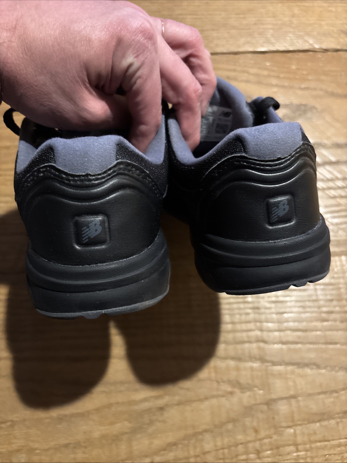 New Balance 813 Black Walking Shoes Size 8.5 Women, 7 Men WW813BK Classic EUC