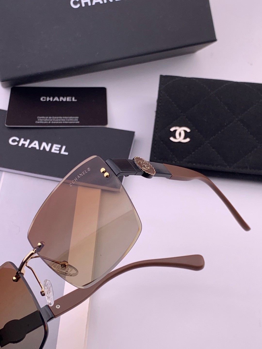 CHANEL CH5550 Women’s Sunglasses – NEW