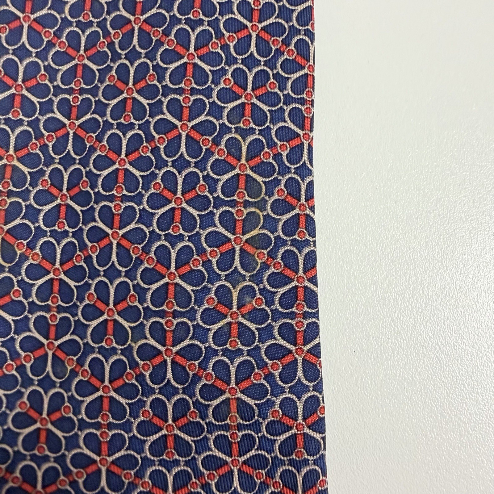 Hermes Men’s Tie Honeycomb Bridle Clover Chain Navy/Red 7078 OA 3 1/8″ x 55″ guc