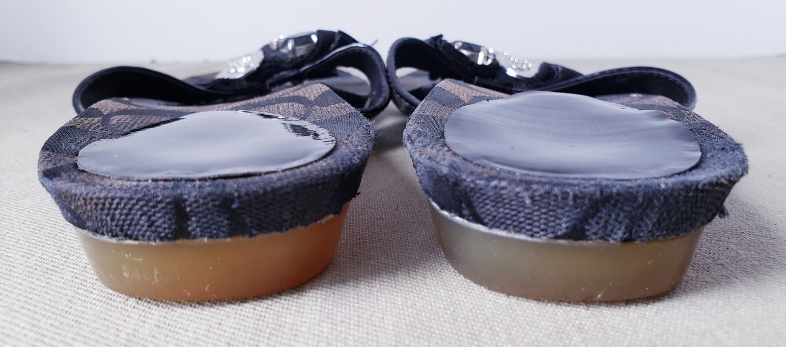 COACH Sparkle Serenity Black Patent Leather Flip Flops Sandals Bling Charm