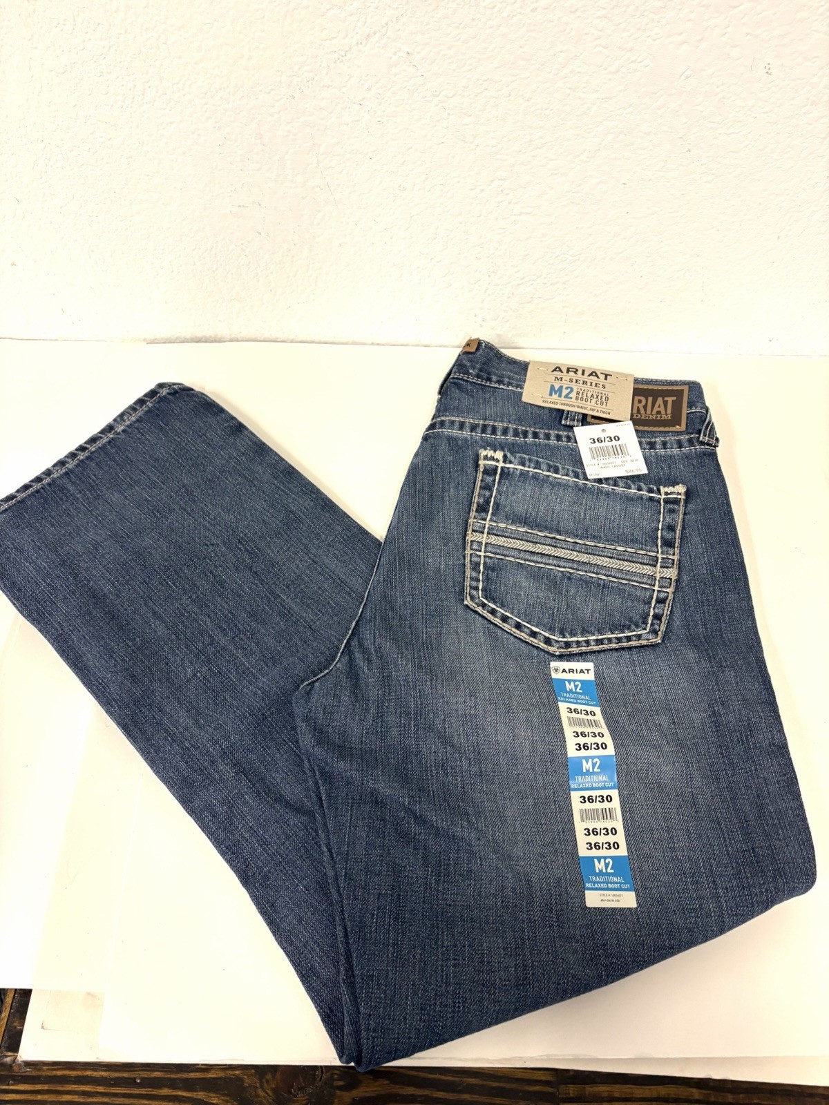 Ariat M2 Relaxed Boot Cut Jeans, Cassidy Wash, Style #10036071, Size: 36/30 NEW