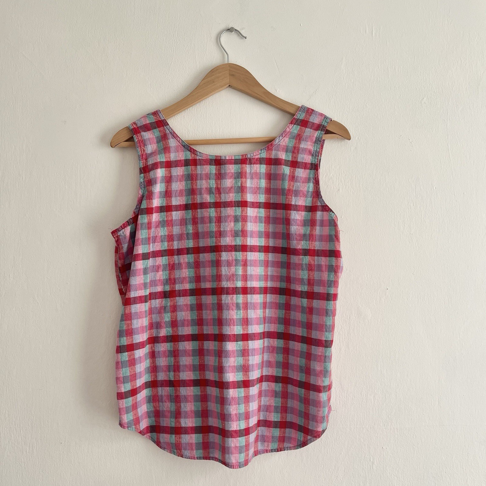 Gitano Women’s Plaid Tank Top