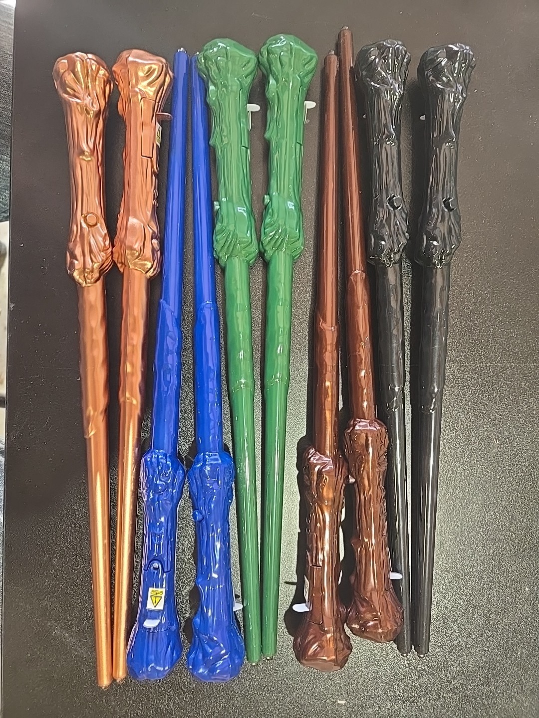 10 Piece 14 In Light Up Magic Wizard Wands Push Button Costume Accessories, New.