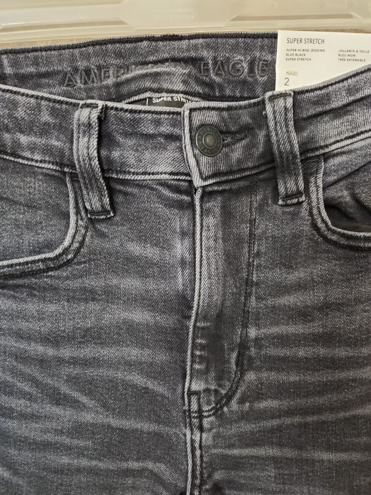 American Eagle Super Stretch Jegging Jeans Womens 2 Black Wash Raw Hem NEW