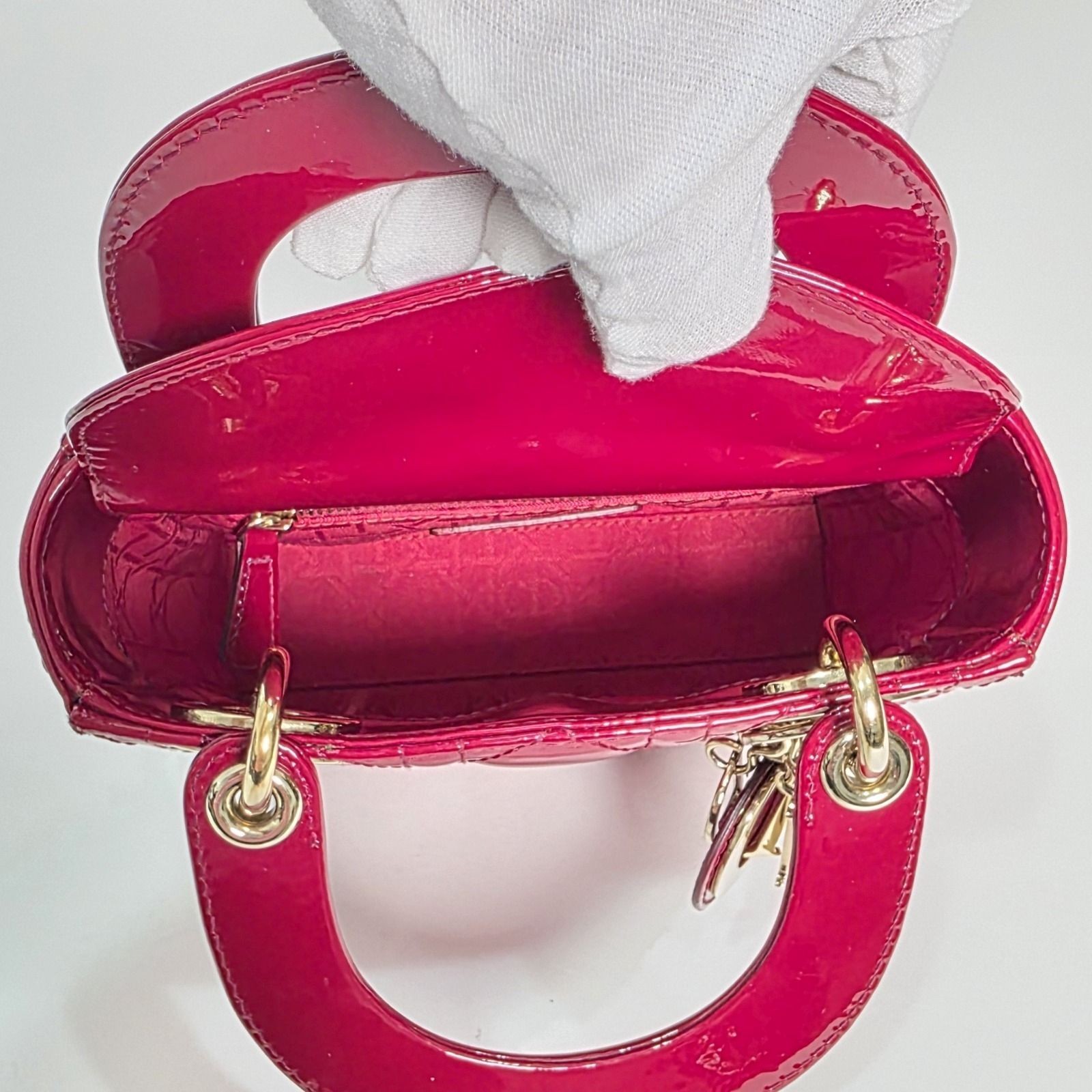 Dior Lady Mini Patent Red GHW Bag 17x15x5cm Serial Number: 28-MA-0178