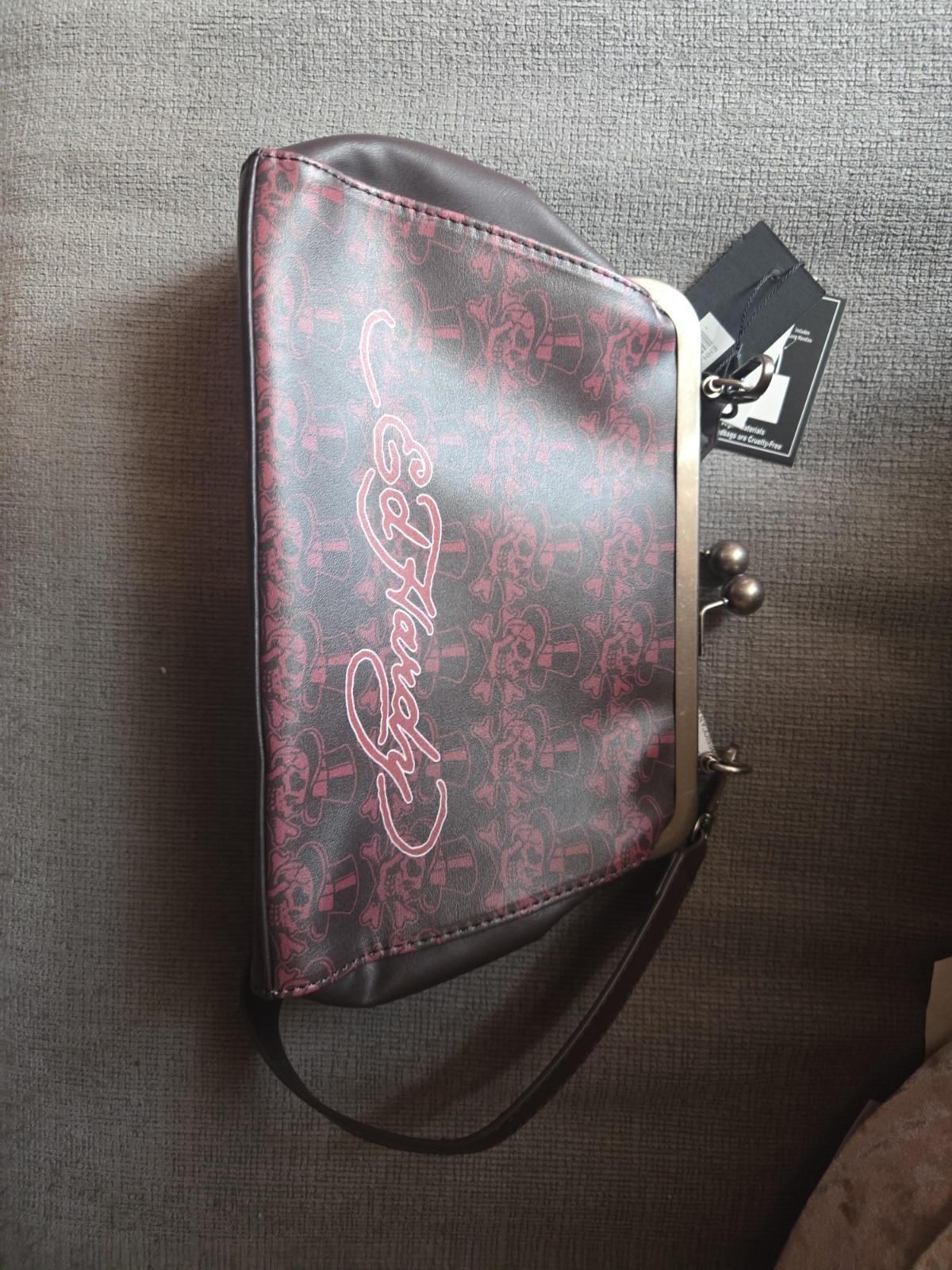 Ed Hardy Black/Red Skull Logo Kiss Lock Crossbody Bag w/ Detachable Strap