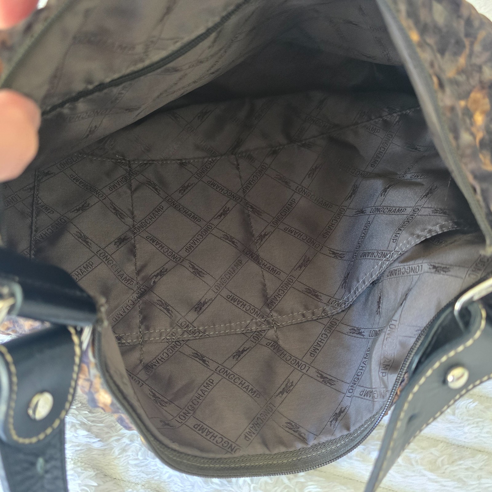 Longchamp Shoulder Bag- Woven Textile & Leather – Missing Zipper – READ