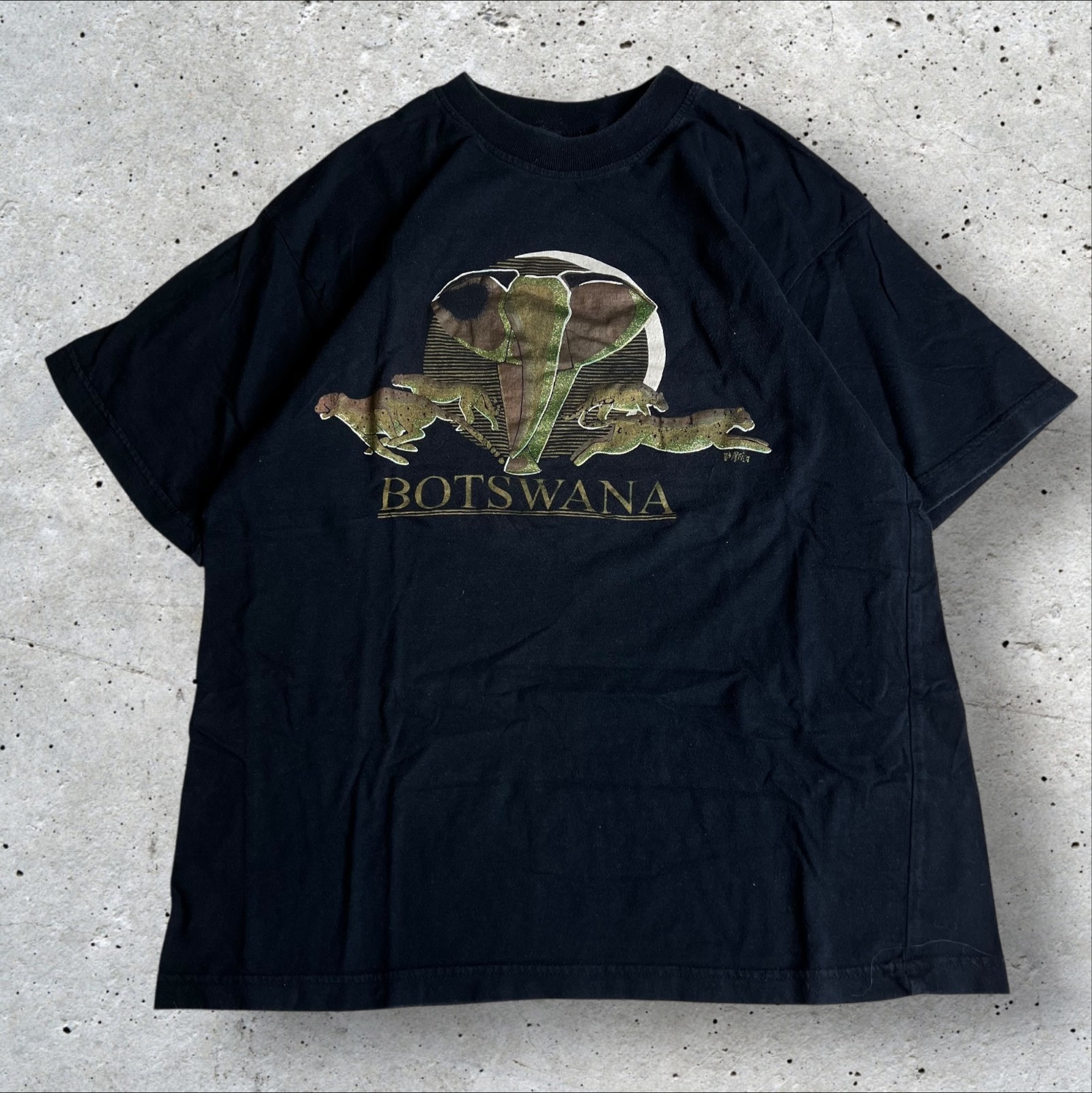 Y2K It’s Africa BOTSWANA Elephant Wildlife T Shirt Size L