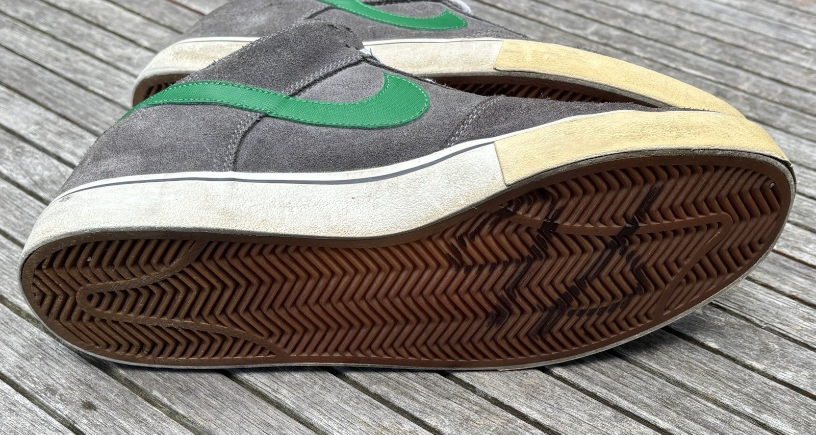 Nike Dunk Low 6.0 LR Grey Green 487925-031 Mens 11.5 Rare Skate Shoes Cushion