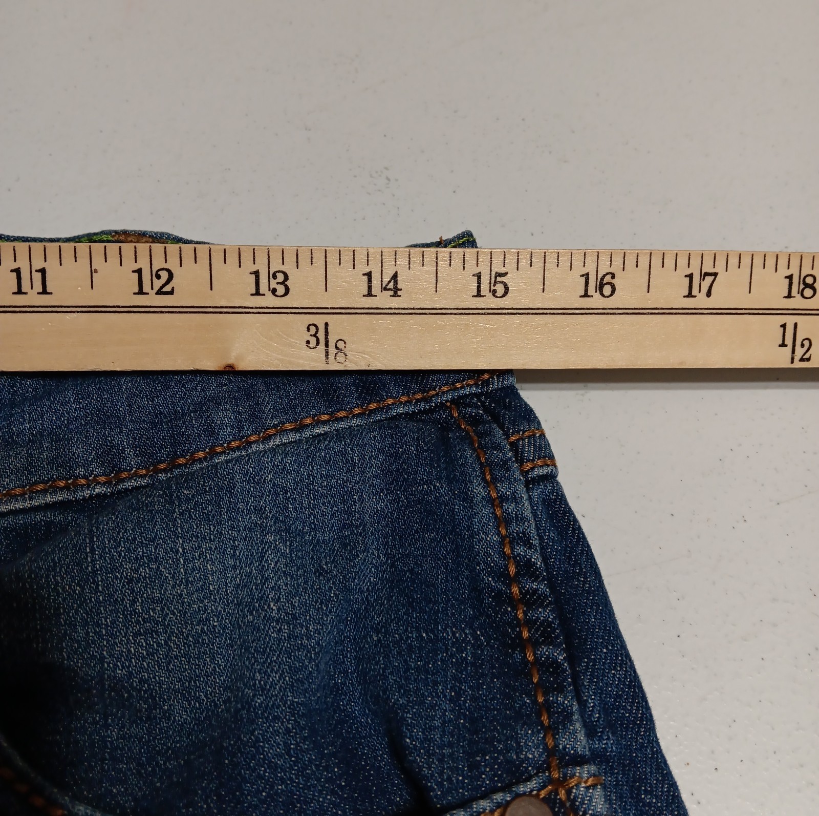 Wrangler Jeans Mens 30×32 Blue Retro Slim Fit Straight Cowboy Boot Western Denim