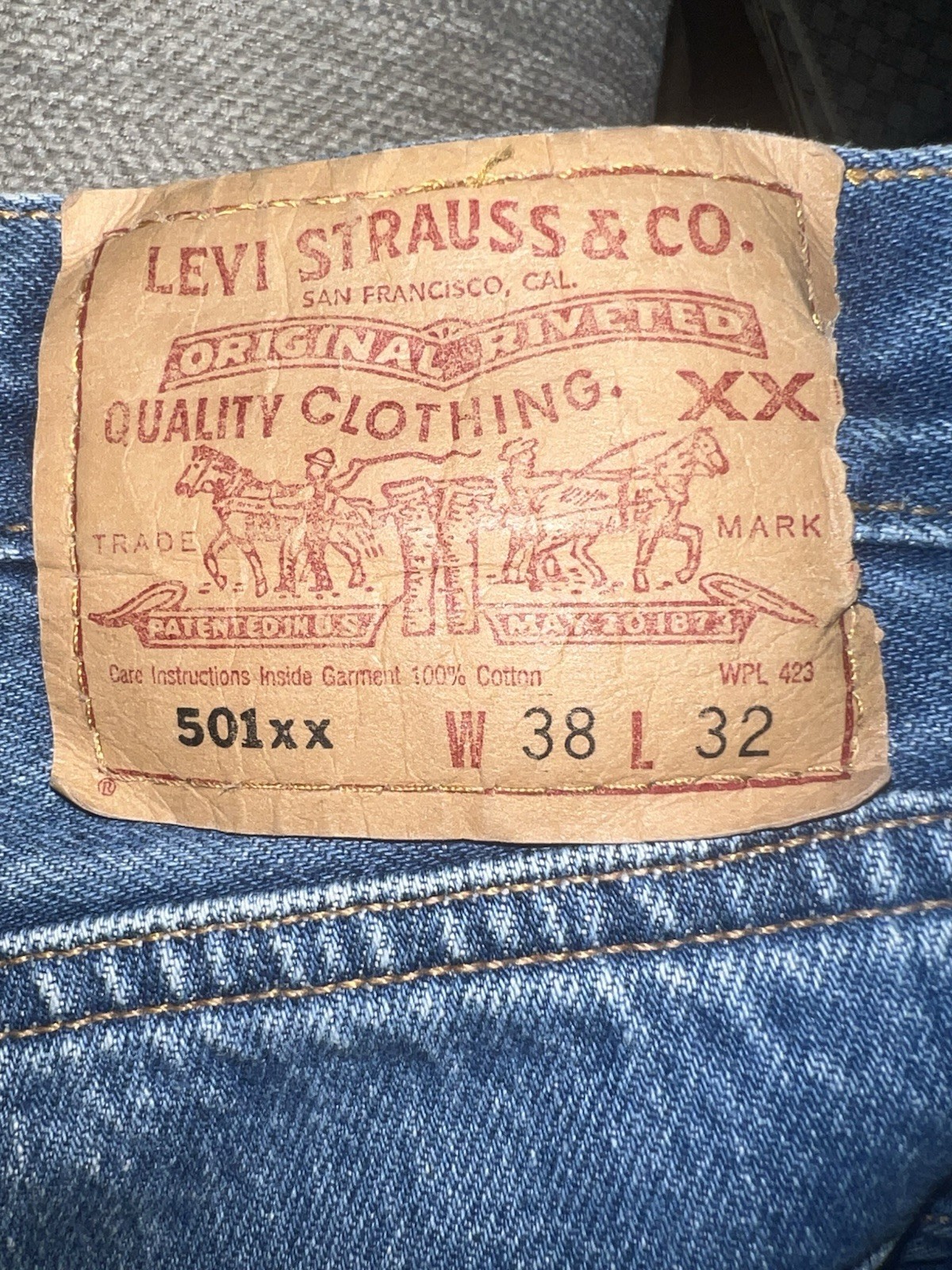 Levi’s 501XX 90’s Vintage Denim Medium Wash 36/29 Straight Leg Button Fly