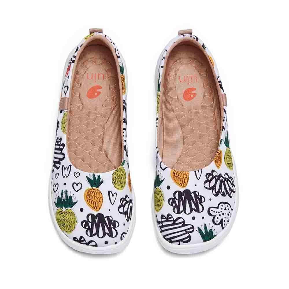 Women Size 5-12 NWT UIN Slip On Shoes Canvas Comfortable “Sweet Pineapple”