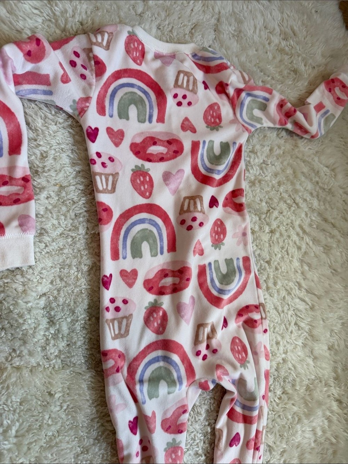 Worn Once Carter’s Pink Rainbow & Heart Zip-Up Footed One-Piece 5T