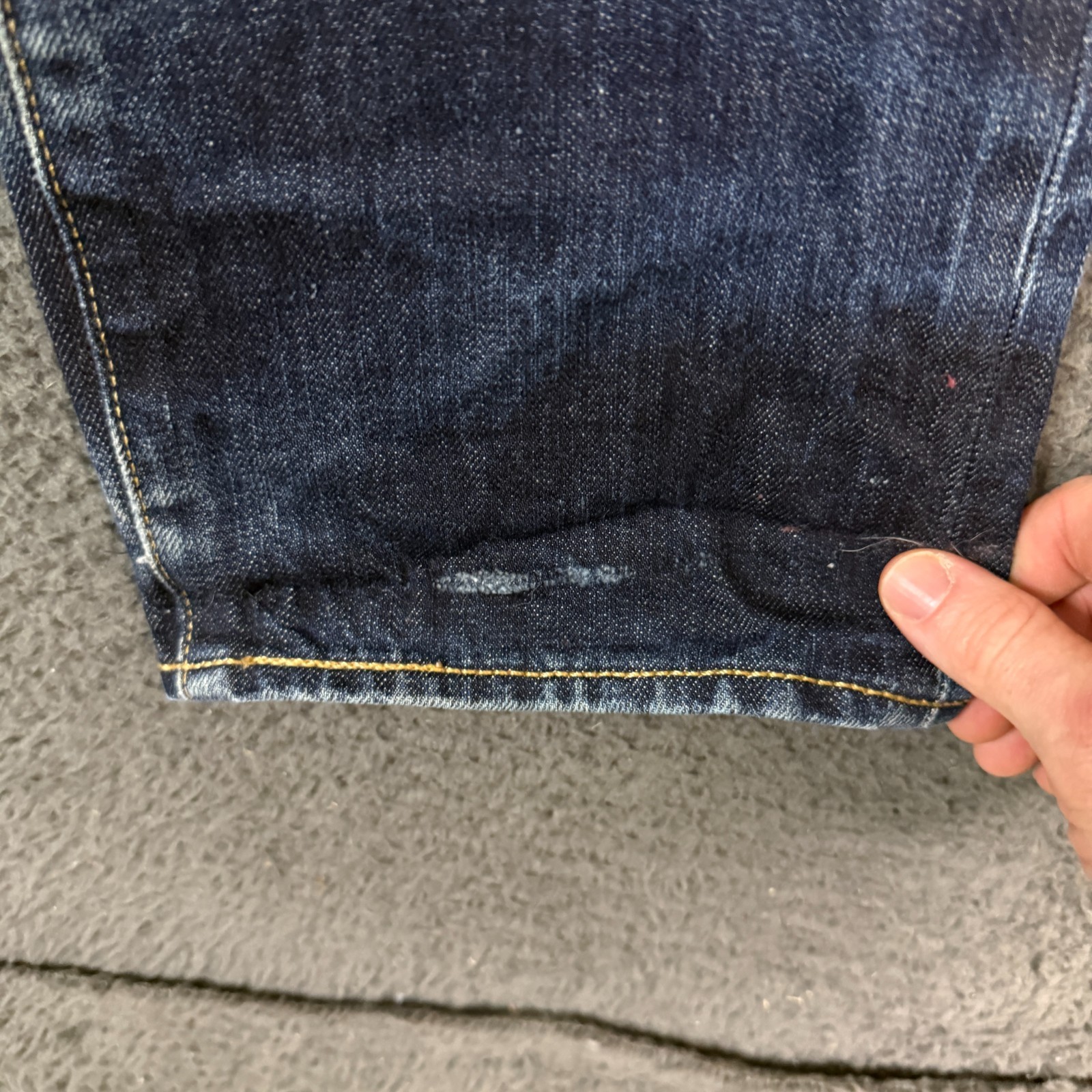 Levis Jeans Mens 32×34 Blue 513 Slim Fit Selvedge Dark Denim Whisker Distressed