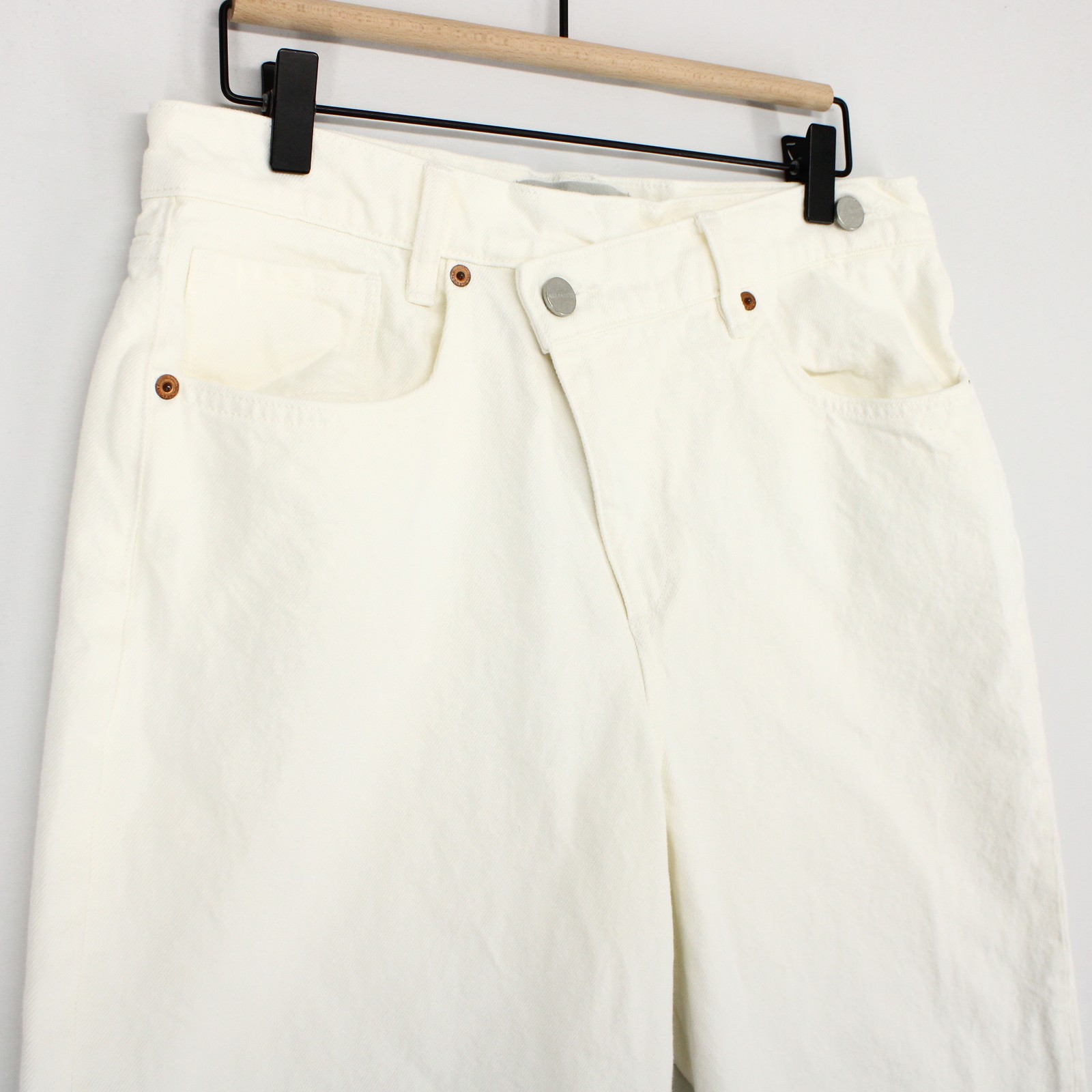 AllSaints Aki Jeans Womens 28 White Crossover Waist Raw Hem Wide Leg Asymmetric