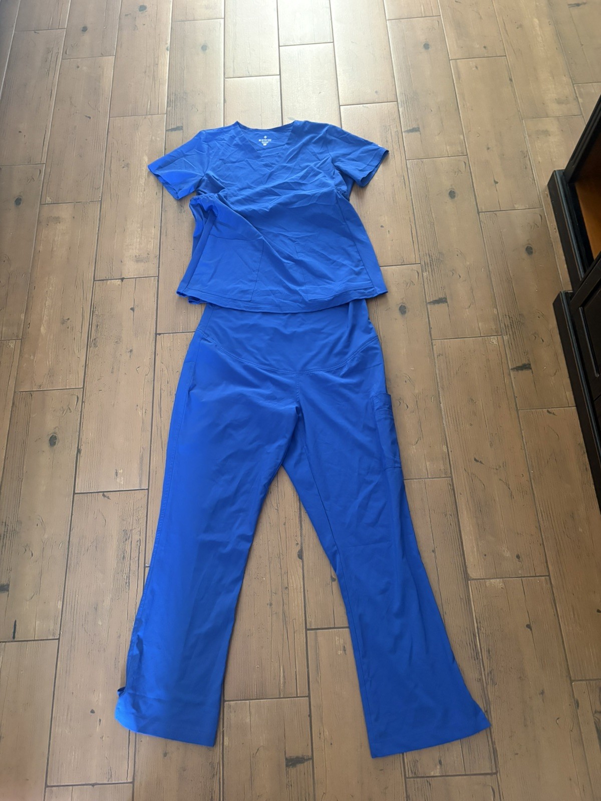 Med Couture E-Z Flex Unisex Scrub Set Blue V-Neck Top & Pants Size M