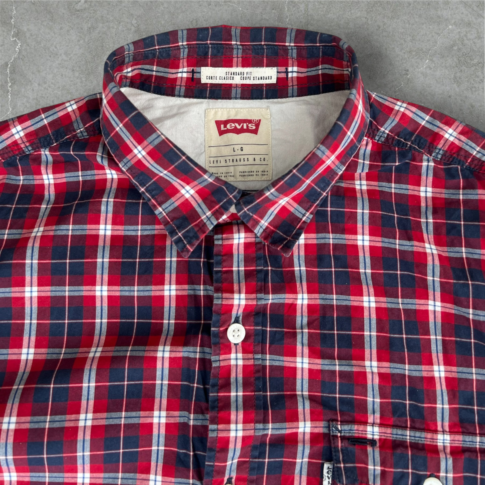 Levi’s Men’s L Red Blue Plaid Button Up Shirt Long Sleeve 100% Cotton