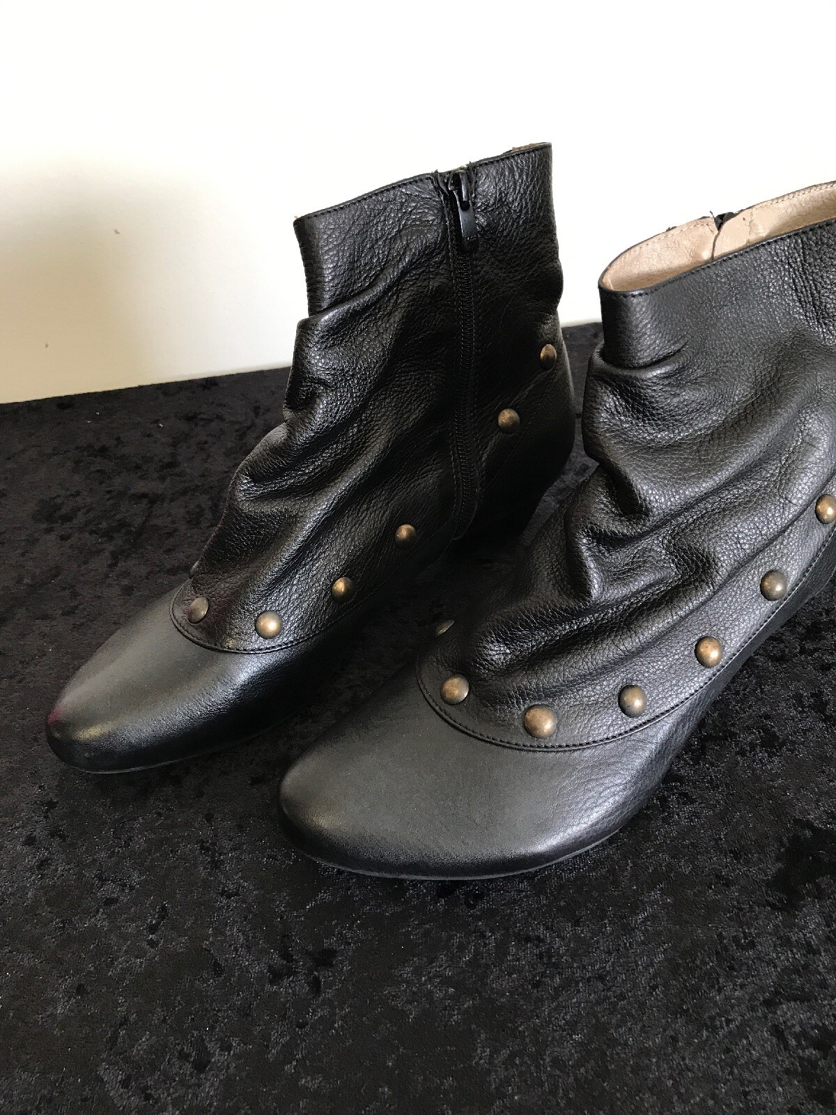 New ERIC MICHAEL “NOLITA” Ankle Boots Black Leather EU 41 US 10.5 Rare