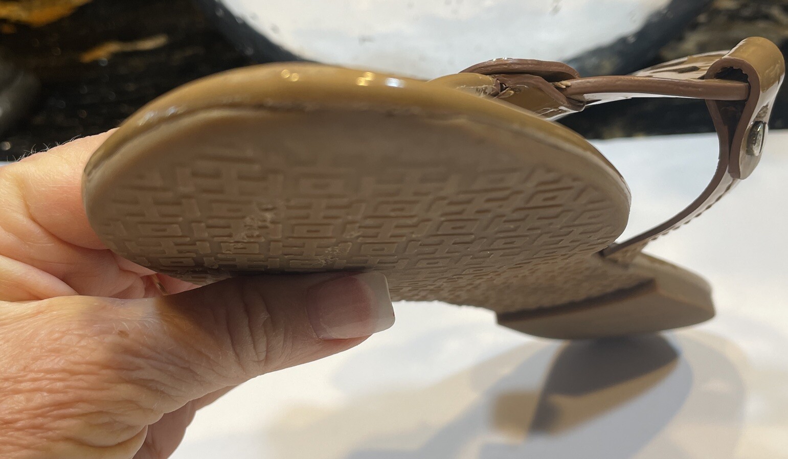 Tory Burch Miller Tan/ Nude Patent Leather Sandals Sz 9 1/2 9.5 M Read/See Pics