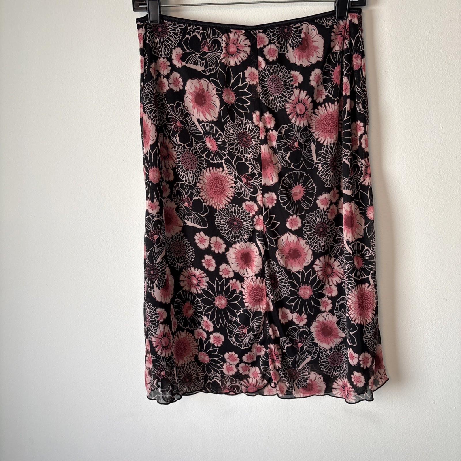Wrapper Women’s Size 1X Pink Black Floral Midi Skirt