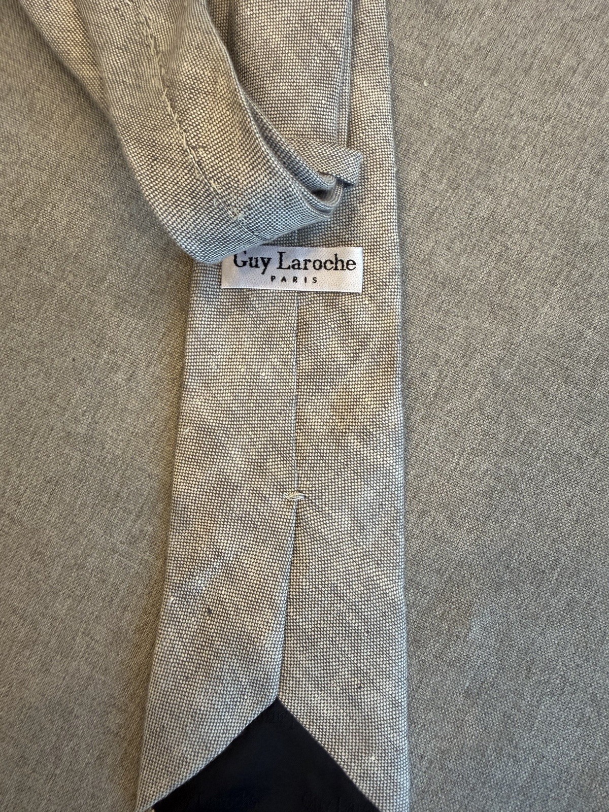 Guy Laroche Gray Raw Silk Necktie 3.25 In. Wide