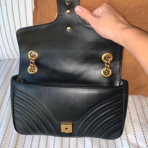 Gucci Marmont GG Matelasse bag Small Black leather Gold Chain