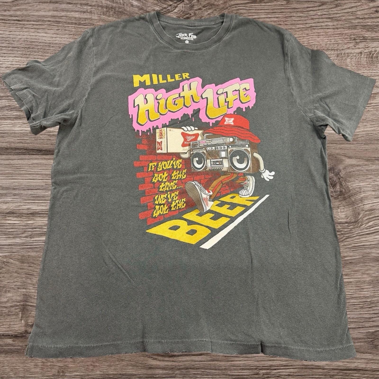 Miller High Life / Junk Food Clothing / Graphic T-Shirt Adult Size X-Large