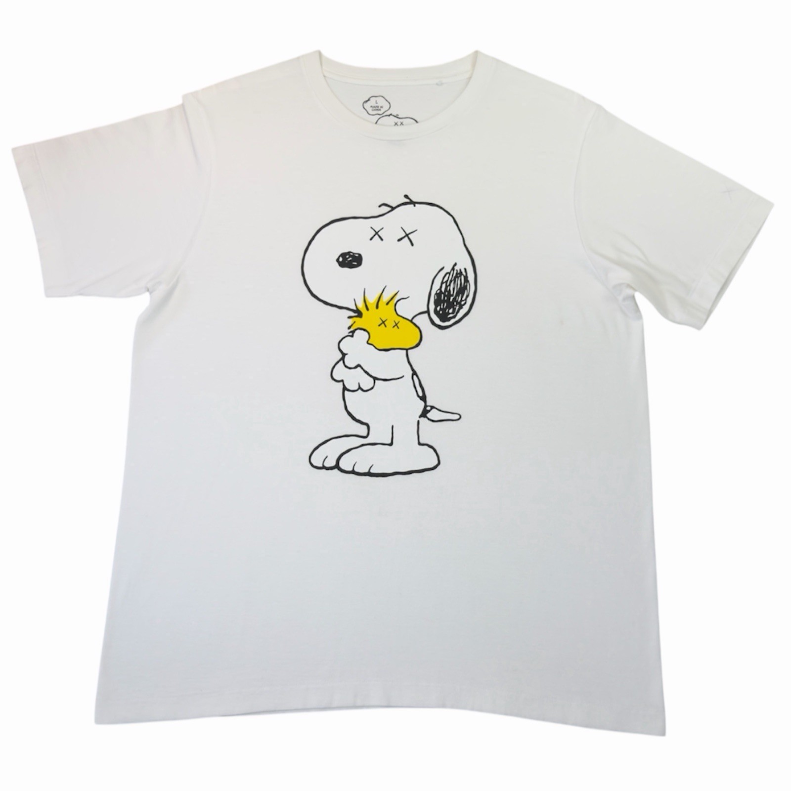 KAWS x Peanuts Snoopy Woodstock Tee White Size Large Uniqlo Graphic T-Shirt SS17