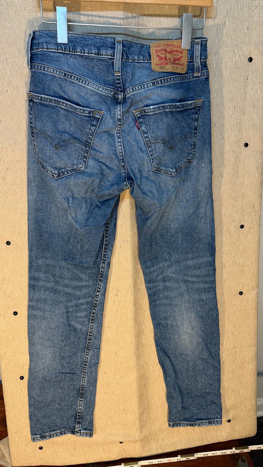 Levi’s 502 Regular Taper Jeans Men’s 29x 30 (Ins 28.5) Medium Wash Denim Red Tab