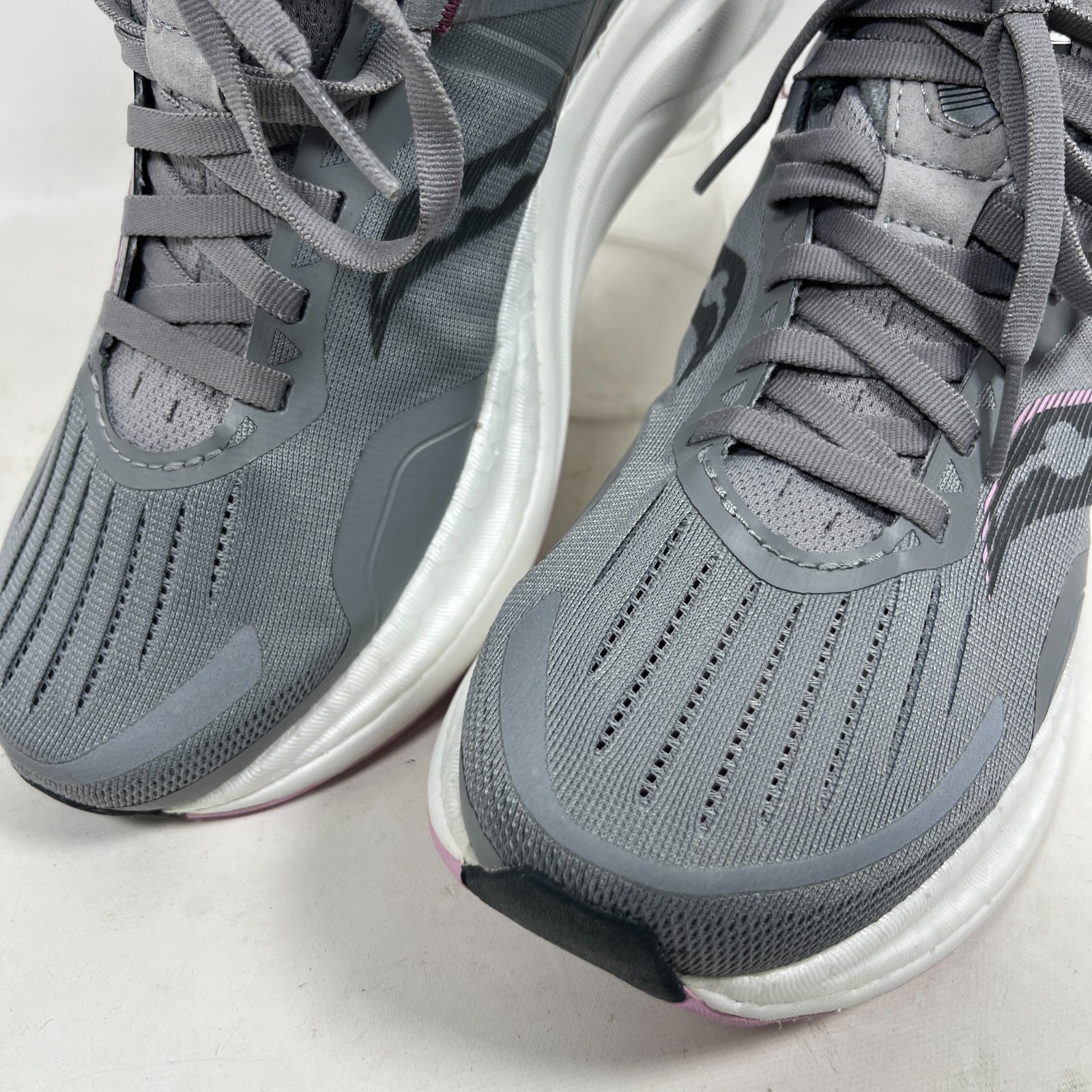 SAUCONY Sneakers Womens 8.5 W Tempus Wide Running Alloy Quartz S10721-15 Gray