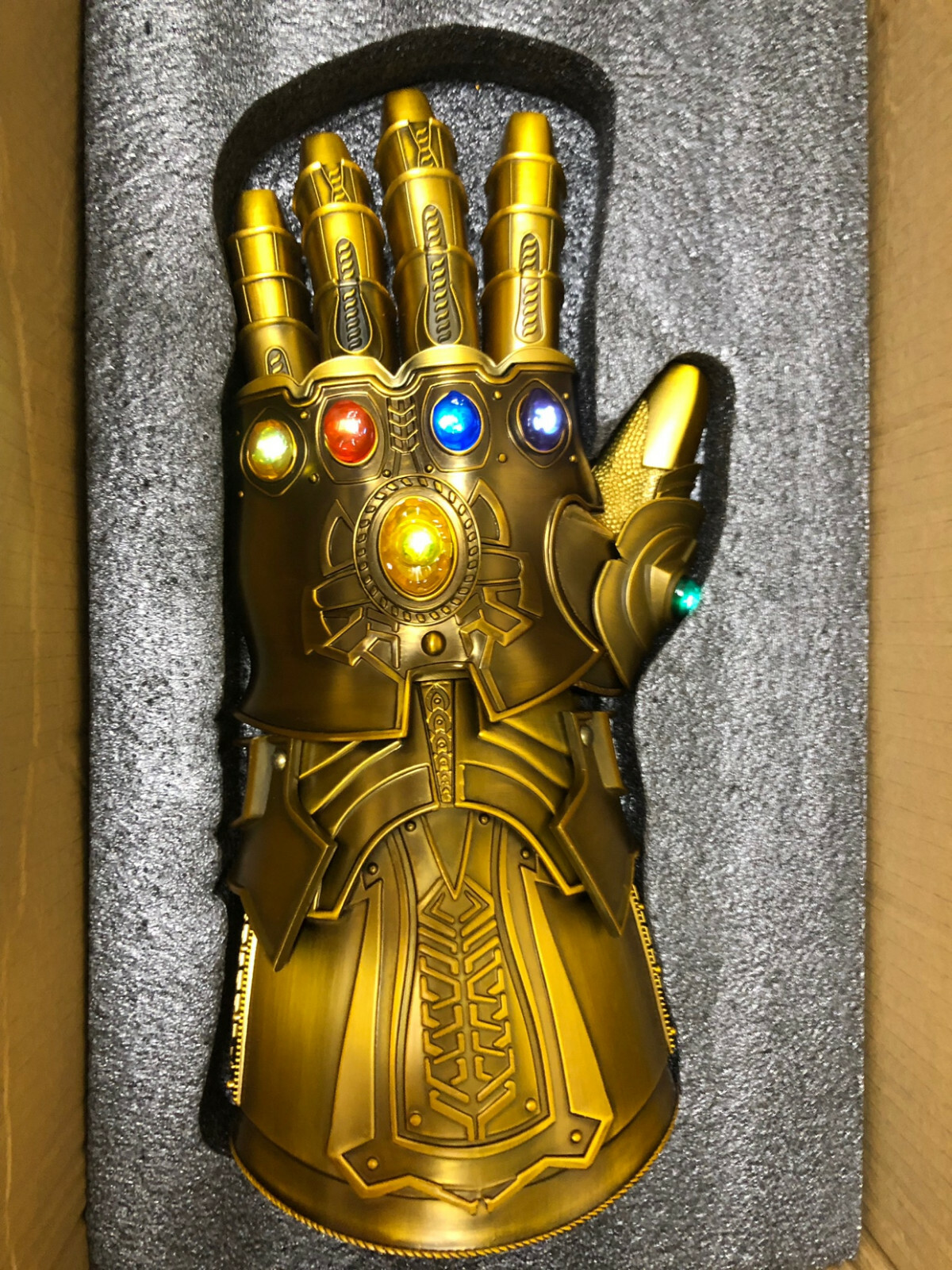1/1 The Avenger Thanos Infinity Gauntlet Full Metal Wearable Infinity stones Cos