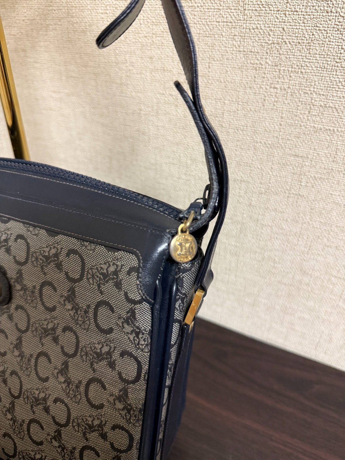 CELINE C Sulky Shoulder Bag Navy Leather Vintage Auth