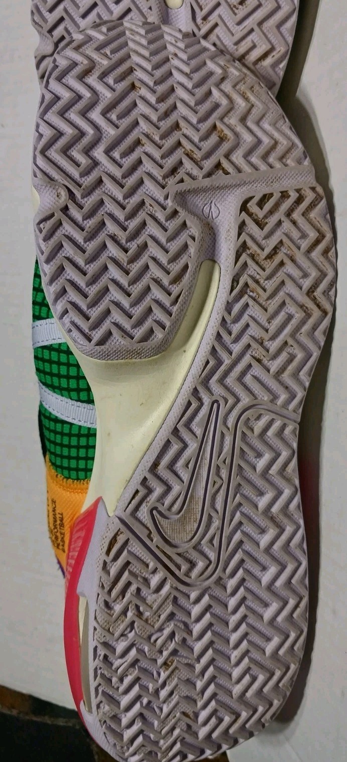 Nike LeBron Witness 7 HO22 Men’s Size 10.5 Basketball Shoes D1123501 Multicolor
