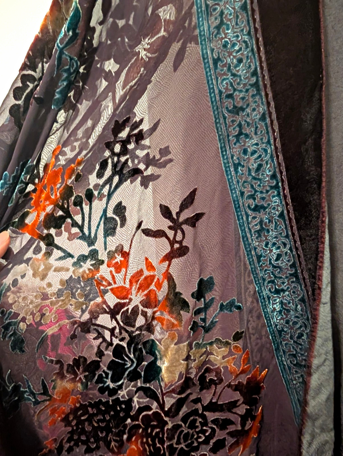 Nils Women’s Velvet Floral Kimono Teal Border,Black/Gray/Orange Johnny Was Style