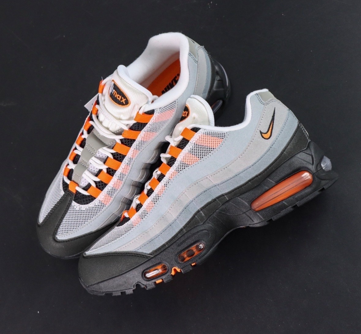 Nike Air Max 95 OG Big Bubble Bright Mandarin HM4740-005 White Orange Men size 9